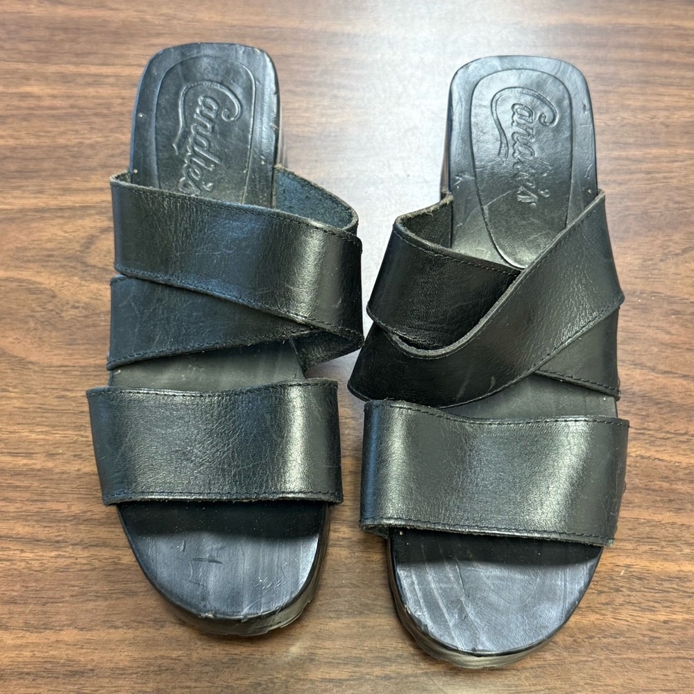 Vintage Candie’s Leather Crossover Wooden Base Sandal Heels in Black - Size 8.5